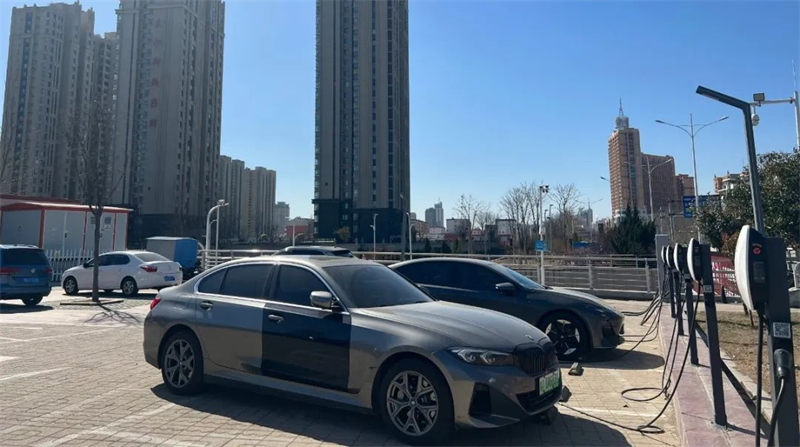 静态交通公司全液冷超充再添新动力1.jpg 静态交通公司全液冷超充再添新动力1.jpg